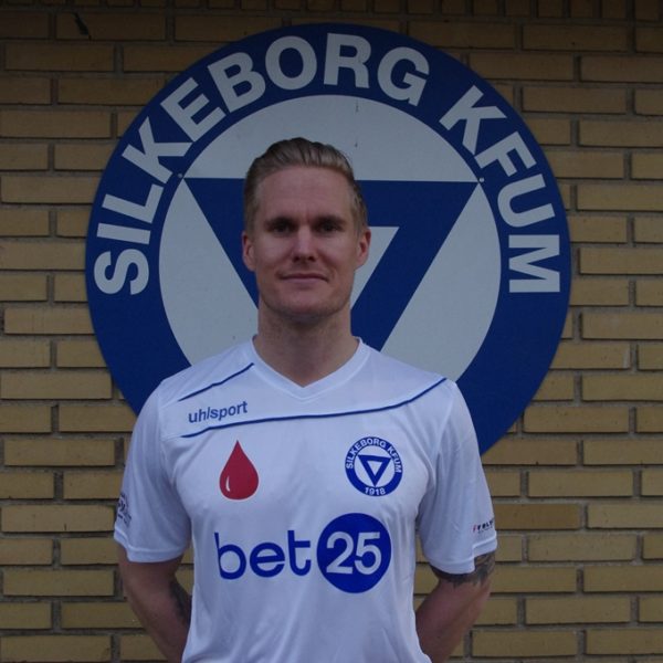 <strong class="sp-player-number">14</strong> Mikkel Buur