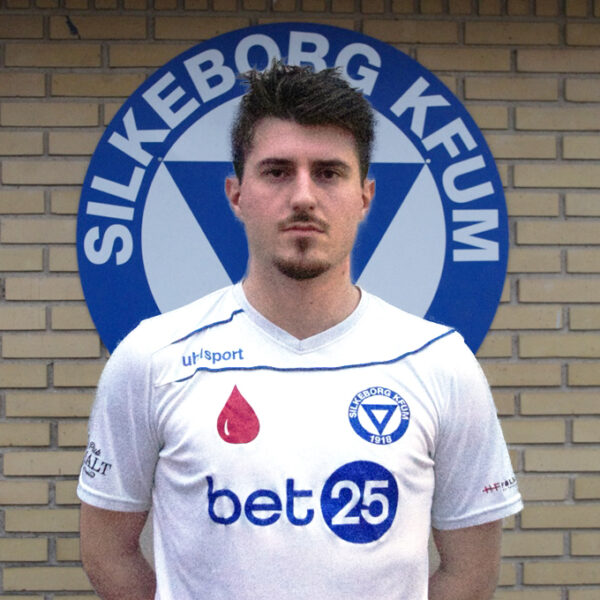 <strong class="sp-player-number">17</strong> Anes Travljanin