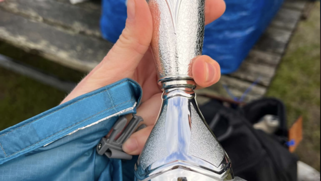 U12/U13-tøserne bidrager til trofæskabet!